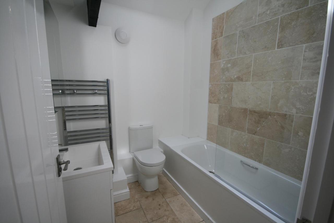 Flat 5, 124 High Street Apartamento Newmarket  Exterior foto